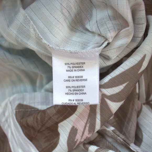 FLJ Studio | Sleeveless Palm Leaf Blouse - Picture 6 of 9